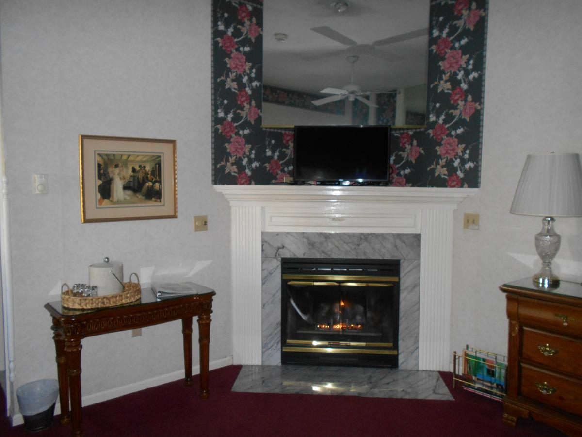 West Ridge Bed & Breakfast Elizabethtown Exterior photo